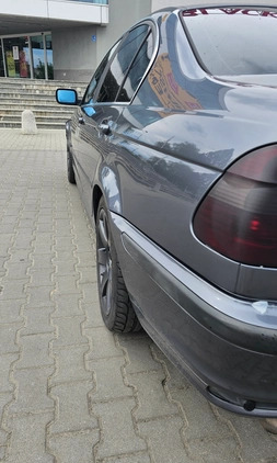 BMW Seria 3 cena 16500 przebieg: 323000, rok produkcji 2002 z Poznań małe 137
